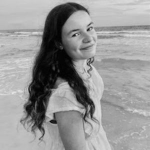 Meet your Posher, Ella